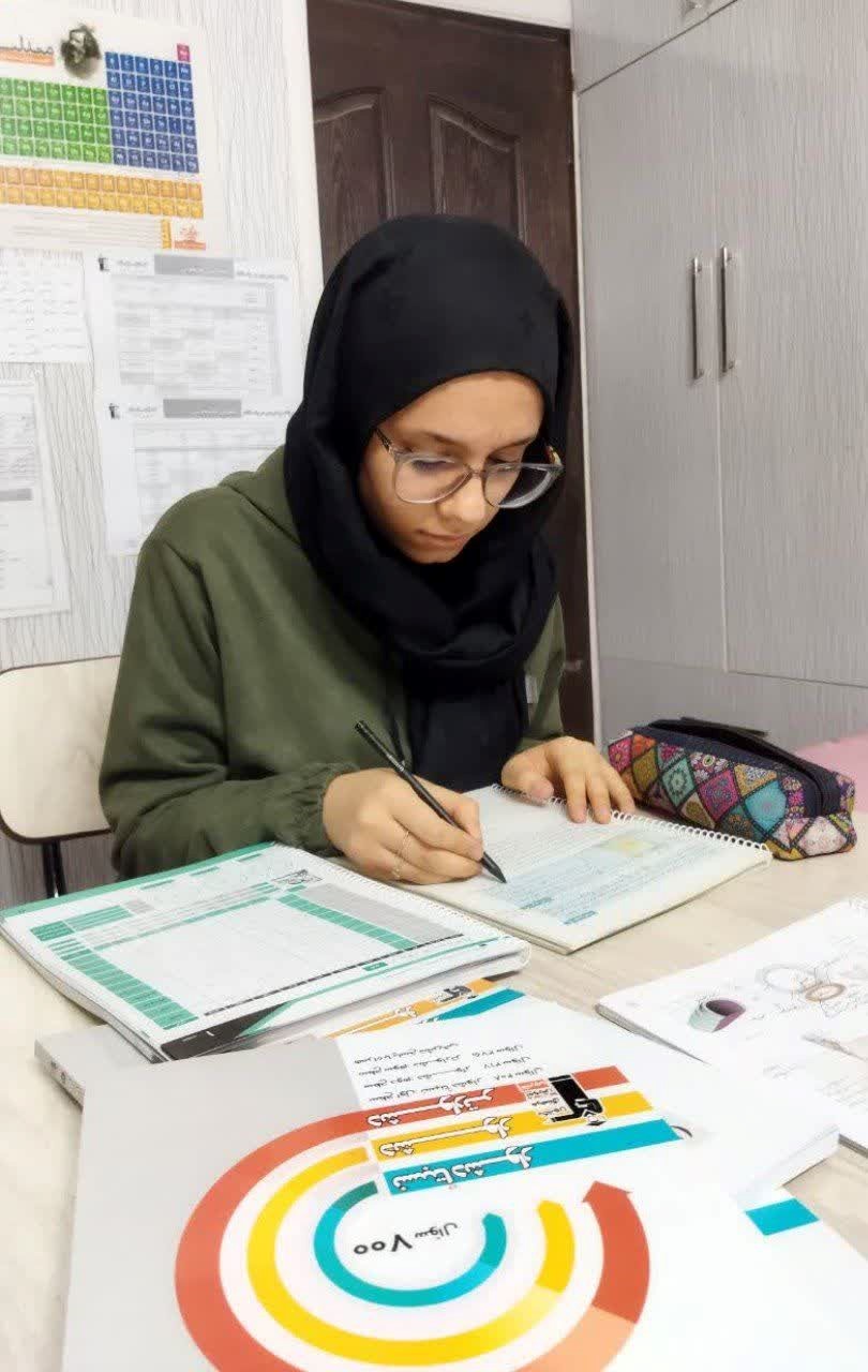 گفتگو با هلیا نجاتی عضو قهرمانان تابستان