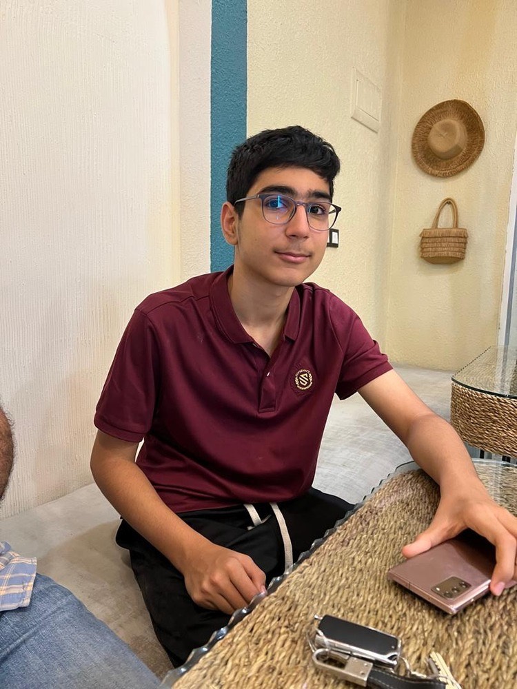 گفت و گو با آبتین منصوریان قهرمان پیشرفت از بندر کنگان