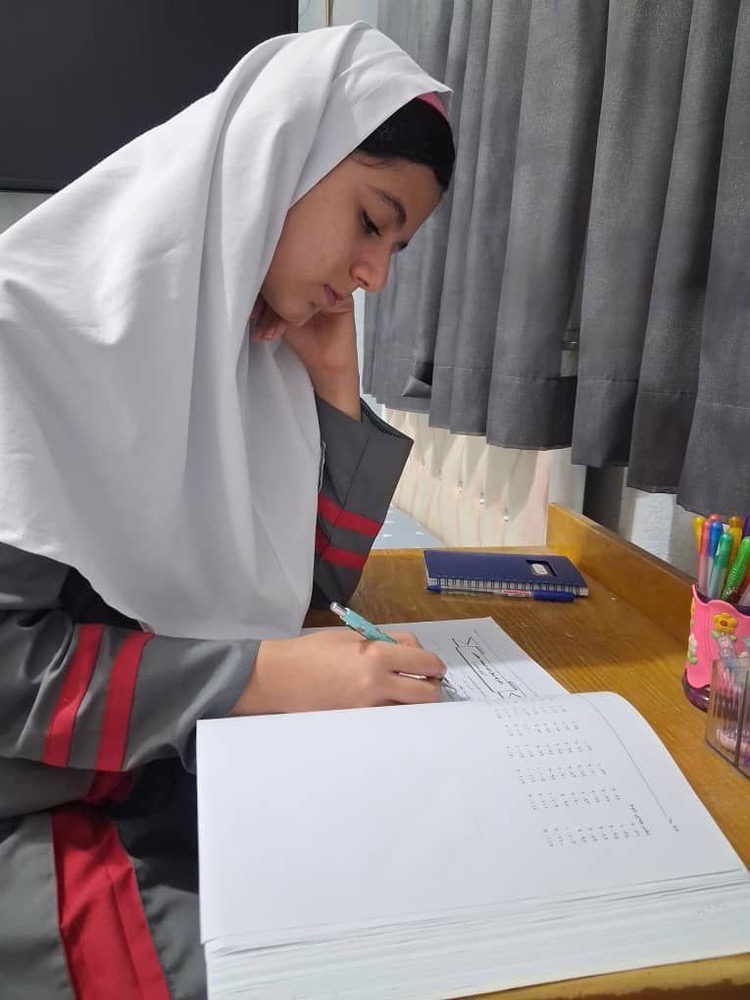 گفت و گو با ملینا اسدی پایه ششم از رشت