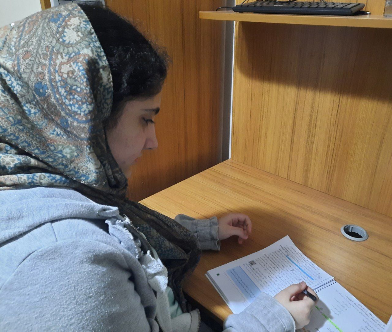 گفت و گو با  تارا مهدویان پایه دهم تجربی از رشت