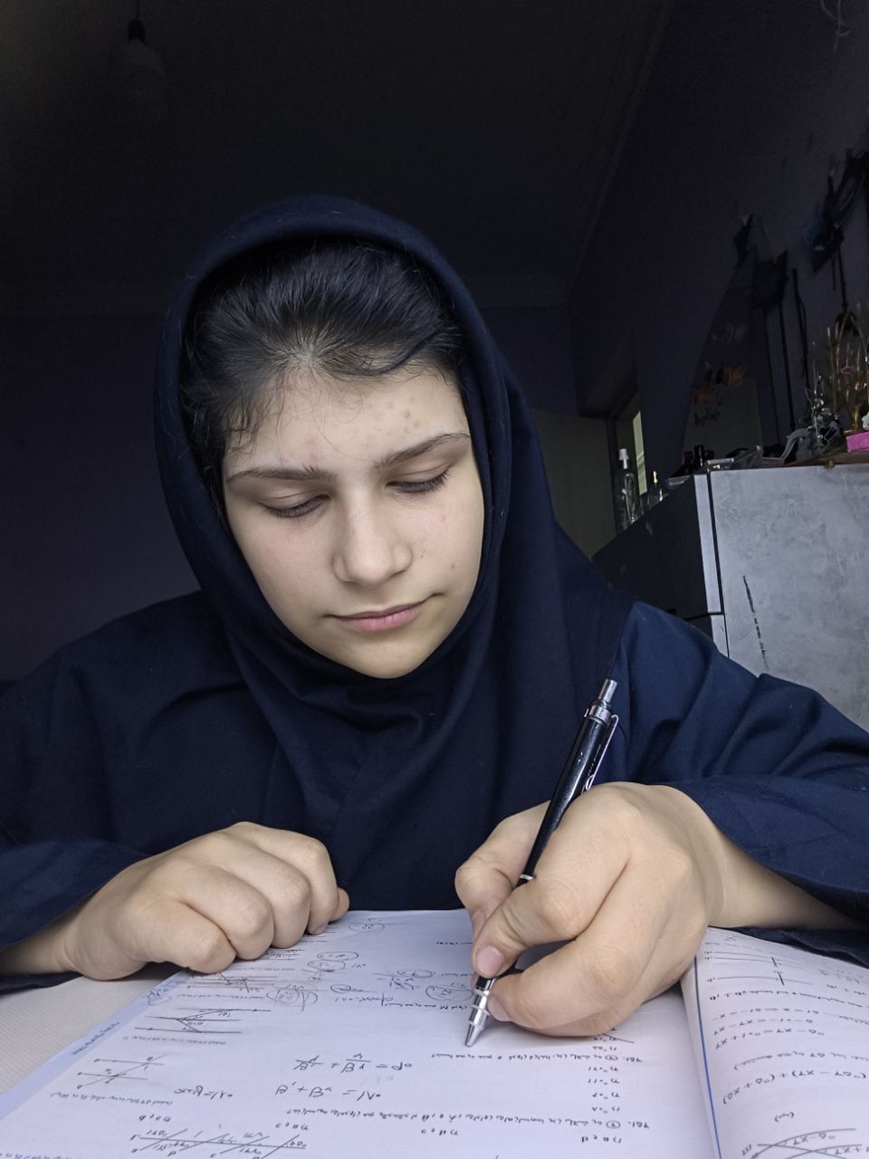 گفت و گو با موژان میرزانژاد قهرمان پائیزاز رشت