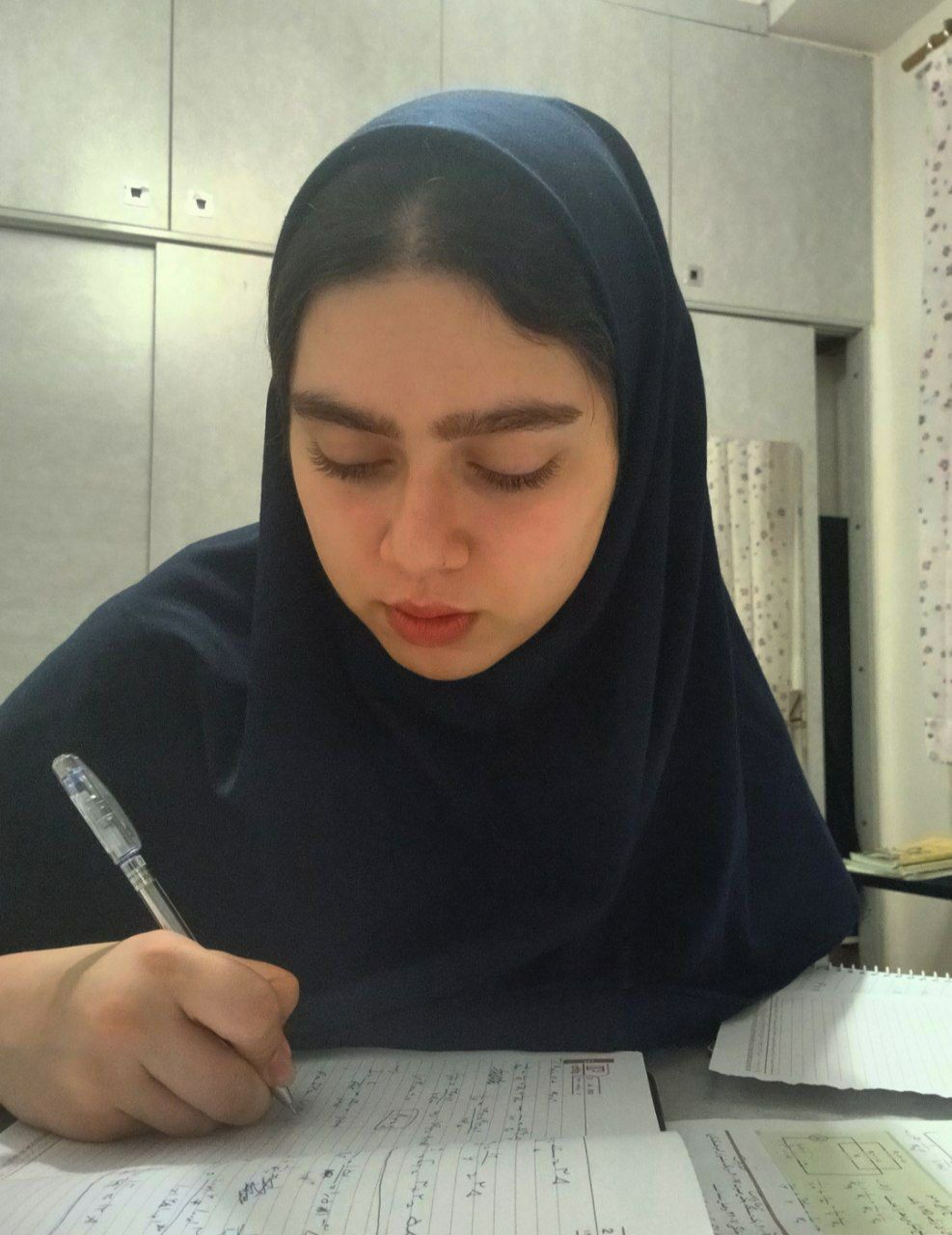 گفت و گو با نهال کوچکی قهرمان پائیزاز رشت