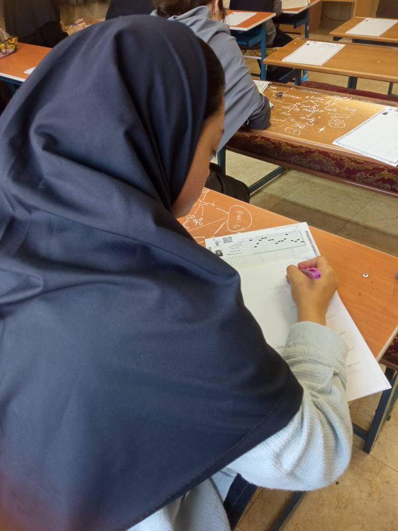 گفت و گو با درنیکا نوری دانش آموز پایهی یازدهم تجربی از رشت