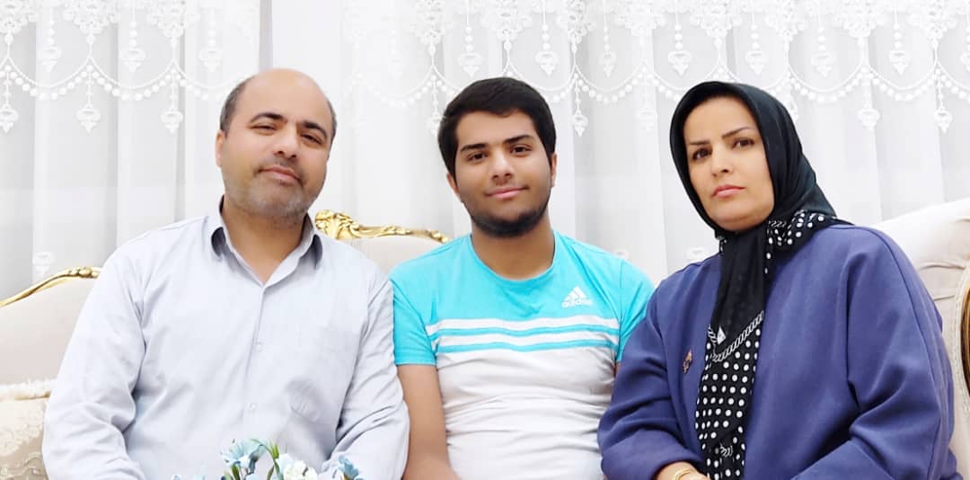 گفت و گوی نسیم افتخاری زاده با قهرمان پیشرفت حمیدرضا یادگاری