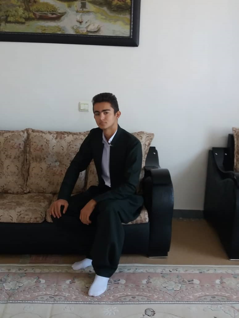 گفت و گوی  امین جماعتی با قهرمان پیشرفت ایوب کریم نژاد