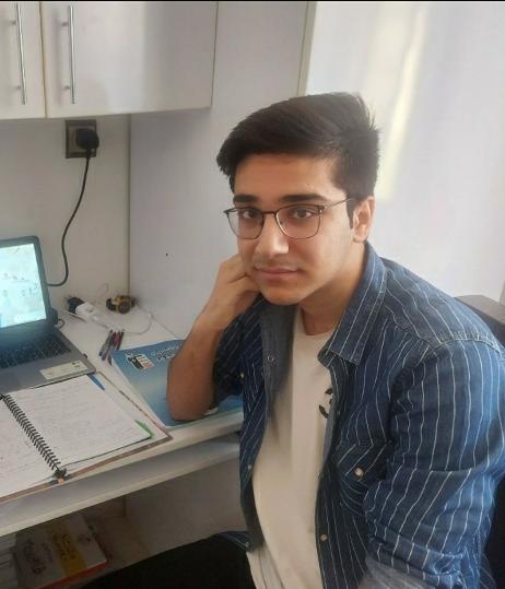 گفت و گوی  محمدرضا خسروی با قهرمان پیشرفت محمدرضا تاجیک