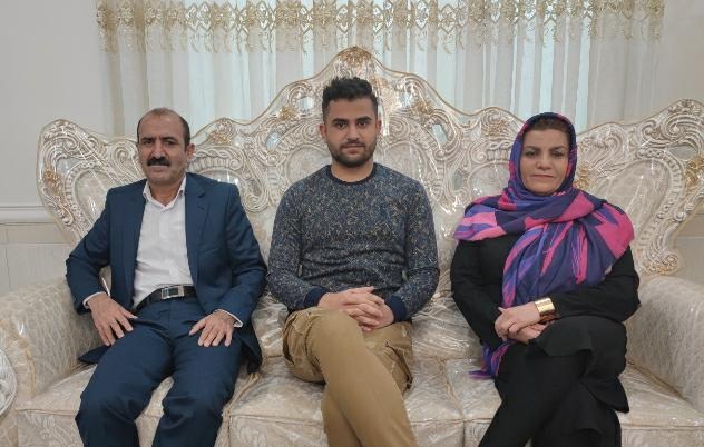 گفت و گوی نسیم افتخاری زاده با قهرمان پیشرفت احمدرضا یاقوتی