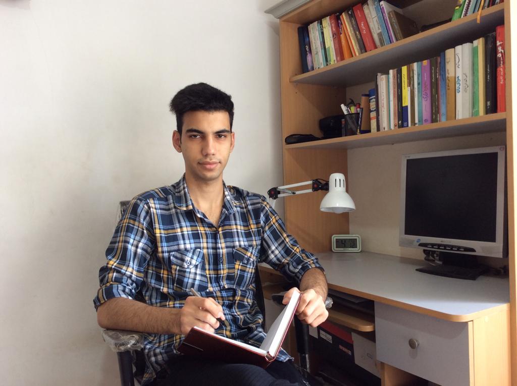 گفت و گوی احمد بیکی با قهرمان پیشرفت سینا دیلم صالحی