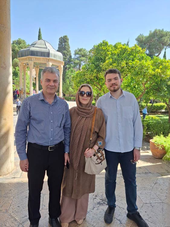 گفت‌­وگوی داوود اکبری با اولیای کیارش یاوری رتبه‌ی 3 تجربی از خوی