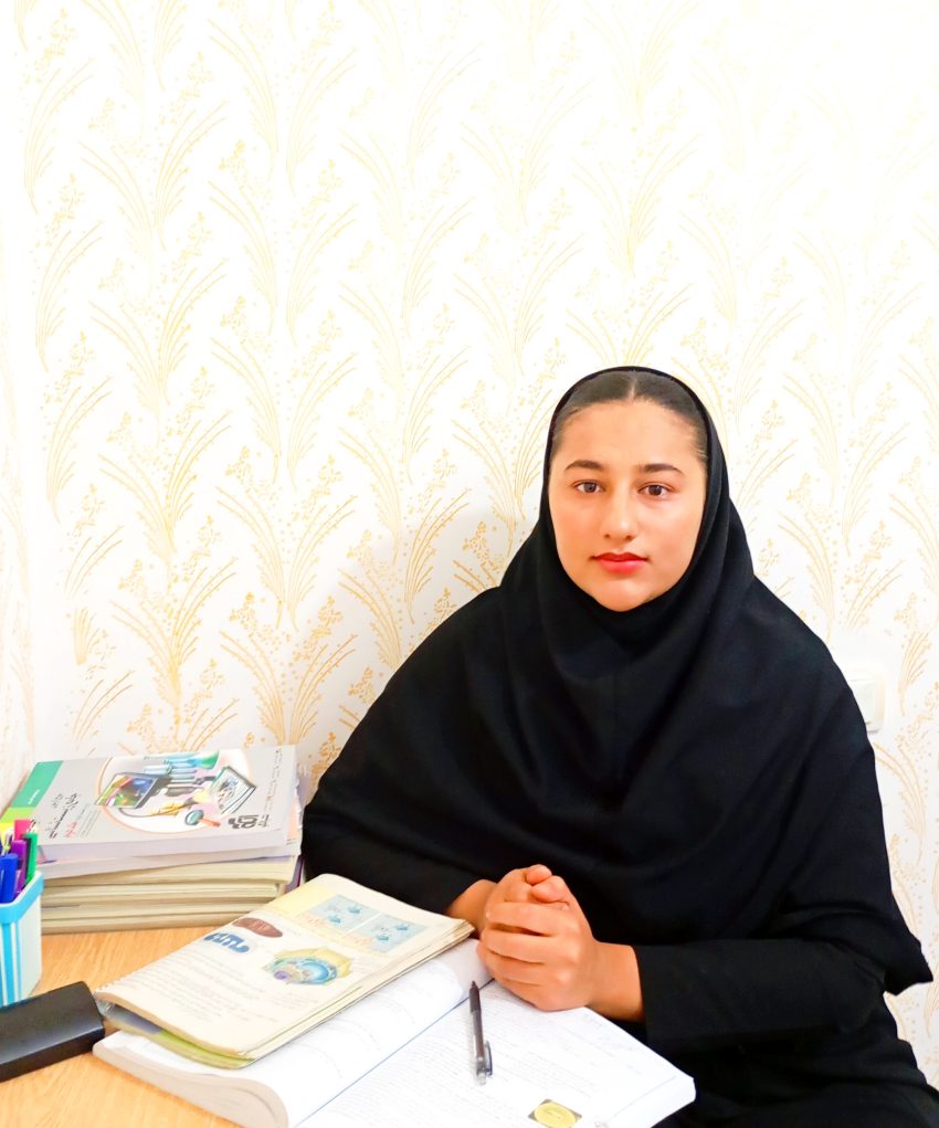 گفتگو با زهرا خرسند عضو باشگاه 1000تاییها دوازدهم تجربی