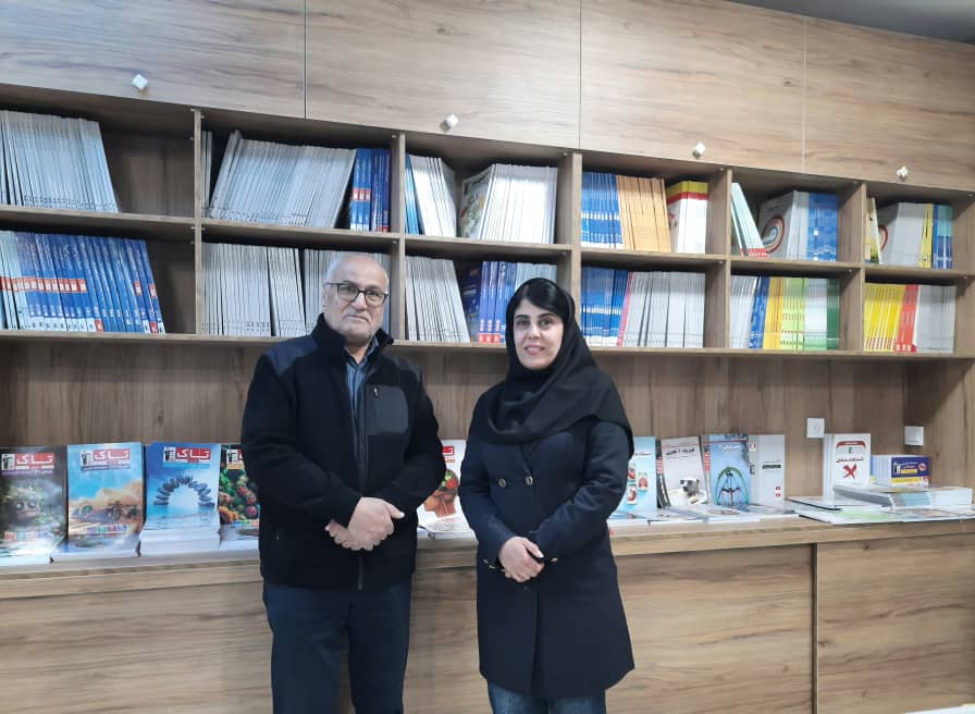 گفتگو با فاطمه بیگلری مدیرگروه کنکوری ومسئول مصاحبه همدان شعبه یک