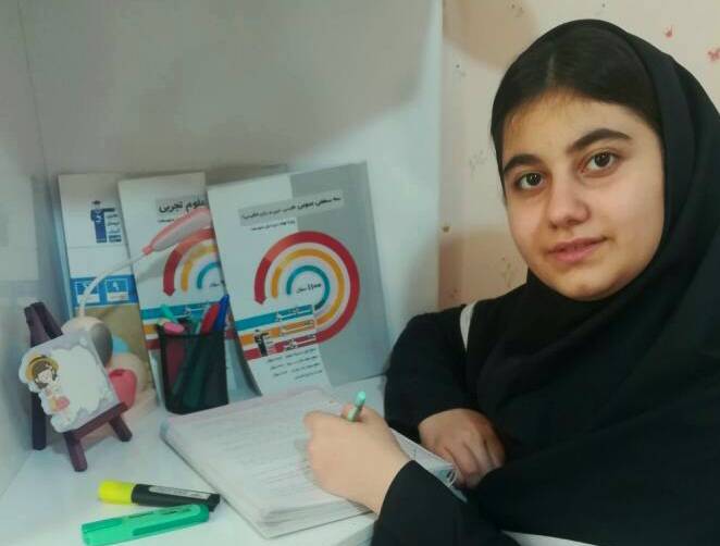 گفتگو با پانیسا عبادی، قهرمان تابستان و پاییز، دانش آموز پایه نهم