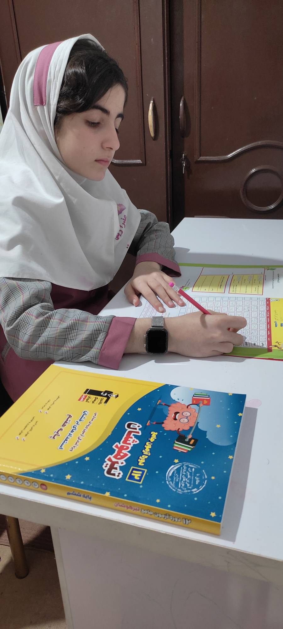 گفتگو با اسما دلربا، دانش آموز پایه ششم و قهرمان تابستان و پاییز