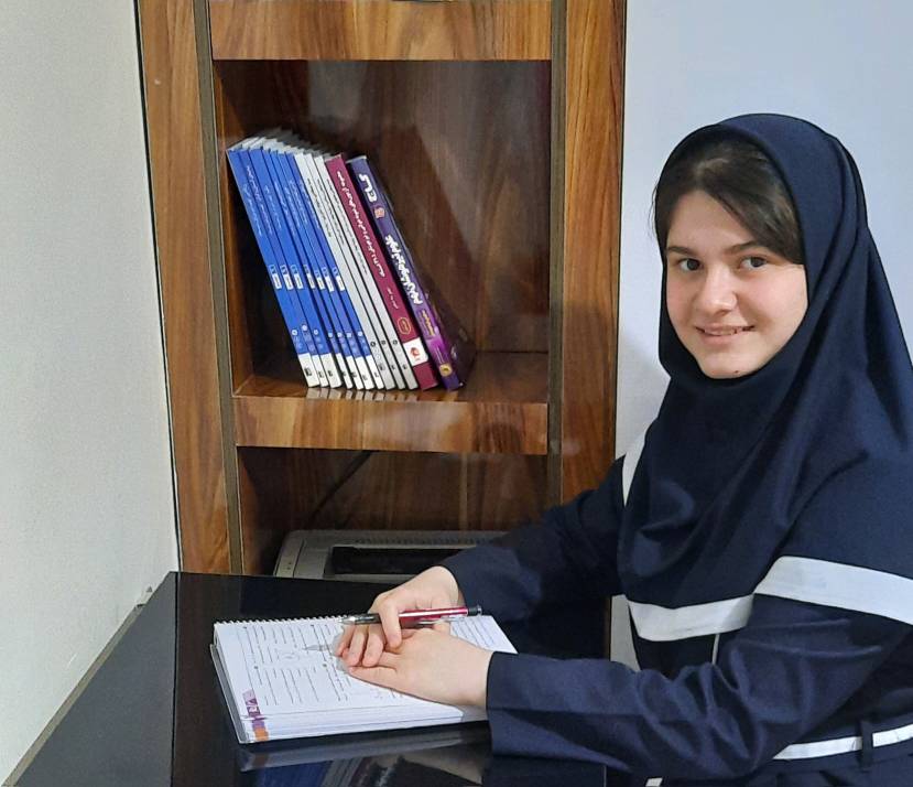 گفتگو با پریا حامدی، دانش آموز پایه نهم و قهرمان تابستان و پاییز