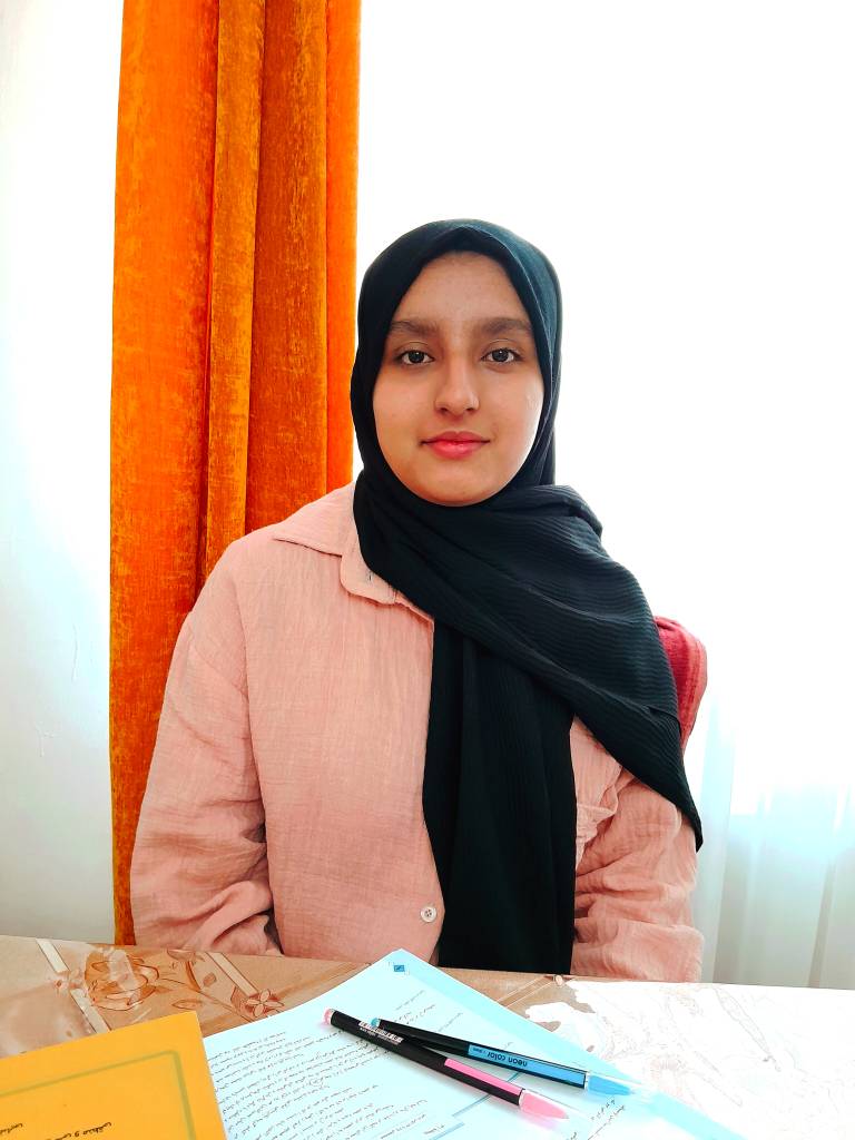 مصاحبه با باران محمدیان دانش آموز عضو باشگاه هفتصدتایی