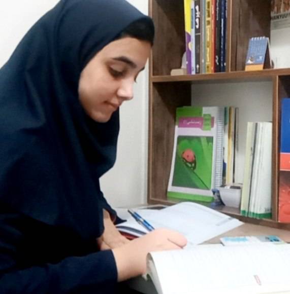 مصاحبه با فاطمه میقانی دانش آموز قهرمان تابستان