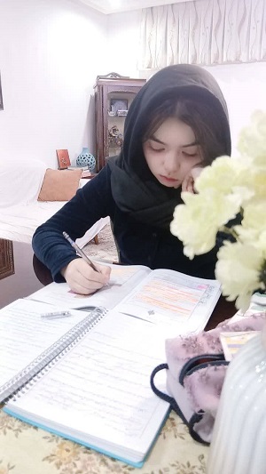 مصاحبه با شمیم ربیعی دانش آموز قهرمان پاییز