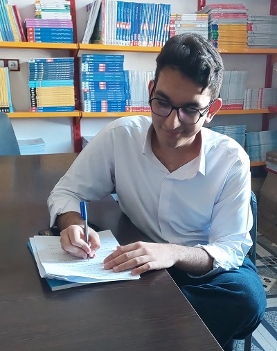 گفتگو و مصاحبه با ایلیا کریمی دوازدهم تجربی معدل برتر