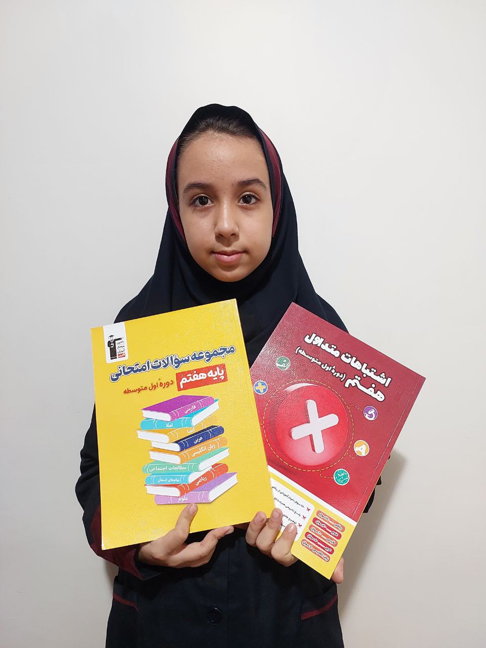 سحر اقبالی:برای برنامه ریزی دقیق و پیشرفت در آزمون‌ها شرکت می‌کنم