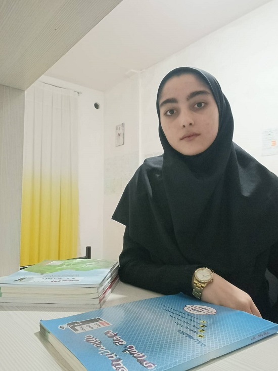 گفتگو با زینب طالبی ؛ دانش آموز دوازدهم انسانی