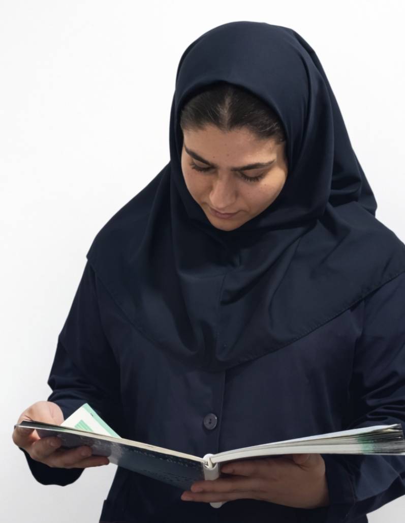 گفتگو با نازنین زهرا انواری ؛ دانش آموز یازدهم انسانی