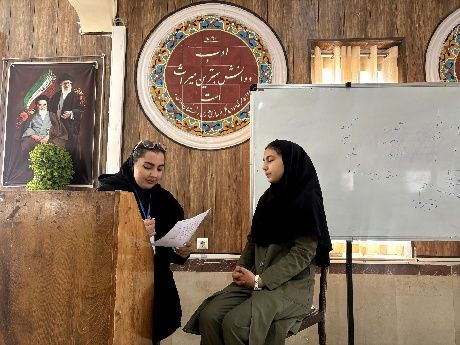 گفتگو با ساره چشمه قصابانی پایه دوازدهم انسانی از همدان