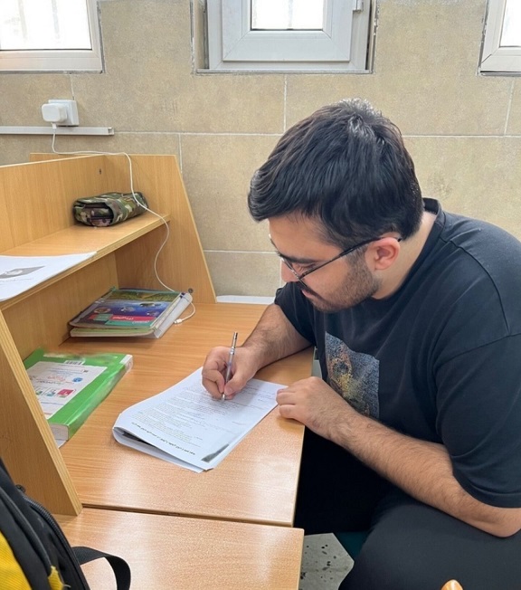 گفت و گو با ابوالفضل میرزایی دوازدهم تجربی؛قهرمان پیوستگی