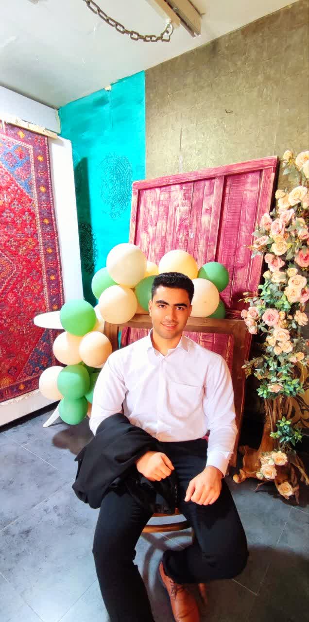 گفت و گو با امیرمحمد پرآور - دانش آموز پرتلاش دوازدهم انسانی