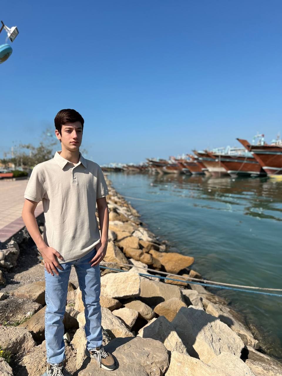 مصاحبه علمی انگیزشی با ابوالفضل رسولیان دانش آموز دوازدهم ریاضی