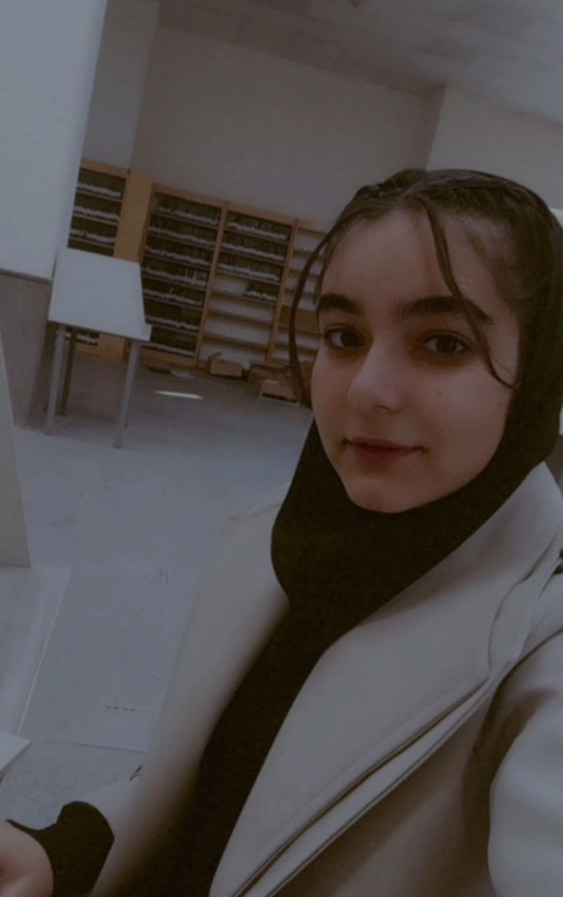 گفت و گو با فاطمه دشتبان- دانش آموز پرتلاش دوازدهم انسانی