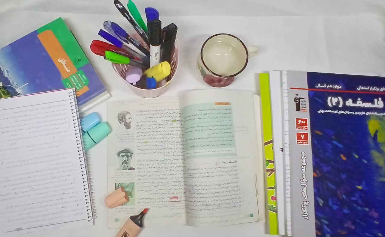 گفت و گو با زینب رئیس زاده فرد- دانش آموز پرتلاش دوازدهم انسانی