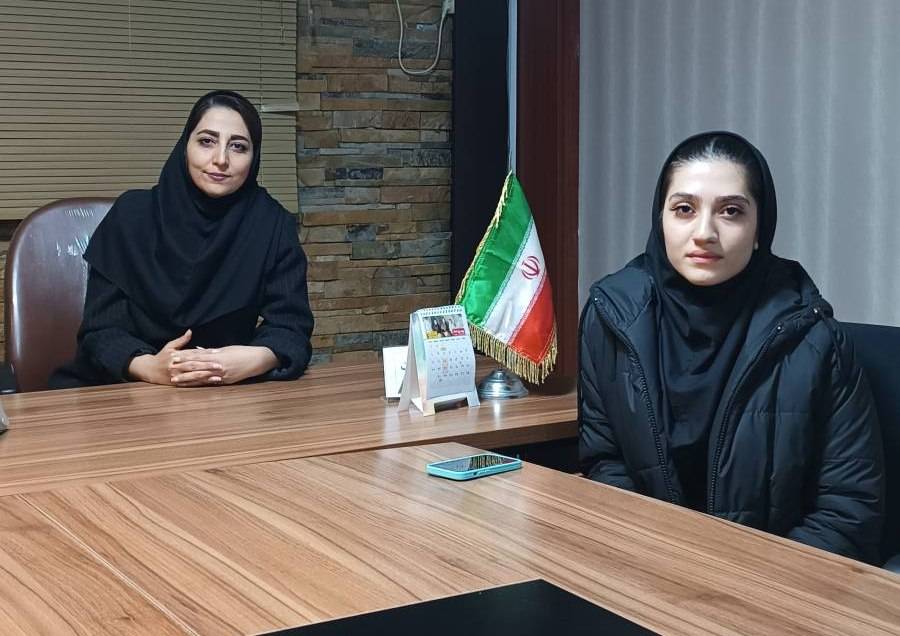 گفتگو با هلیا خمسه پشتیبان قهرمان پیشرفت درسی دوازدهم تجربی