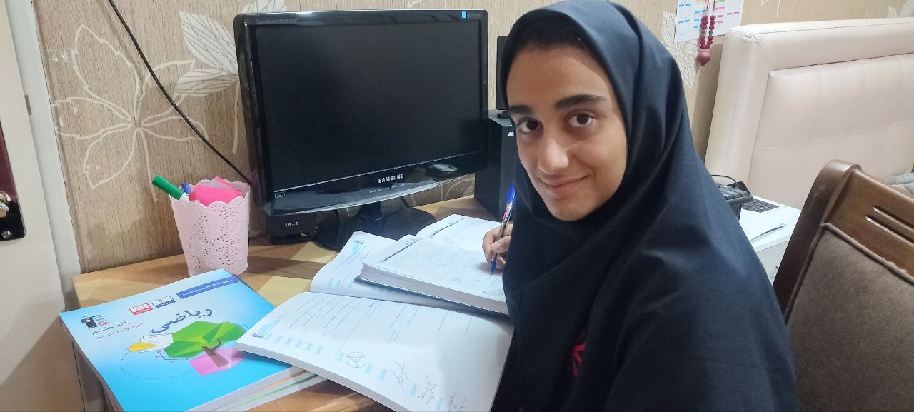 گفت و گو با ریحانه فرتوت با بیش از 700 پاسخ صحیح بامیانگین6100