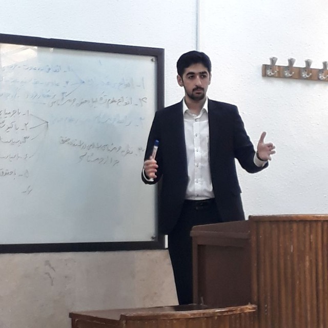 پژمان صادقی