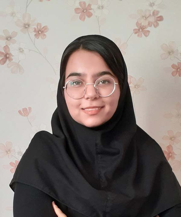 زینب صالح زاده